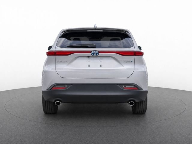 Used 2022  Toyota LE image 7