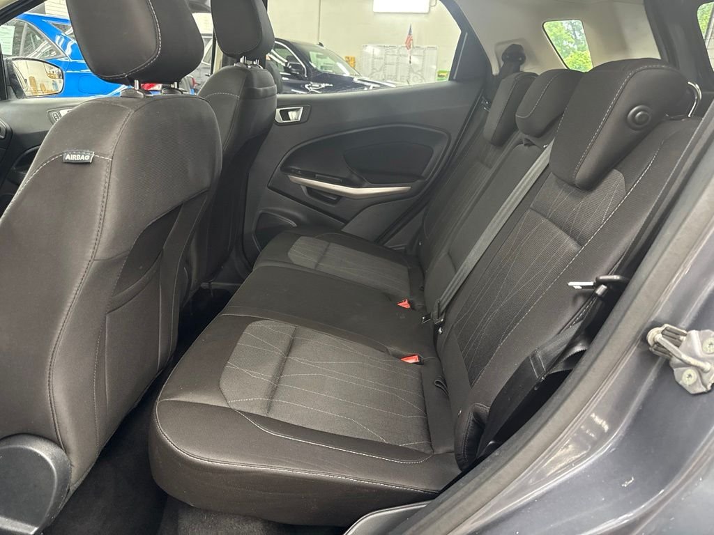 Used 2019 Gray Ford SE image 13