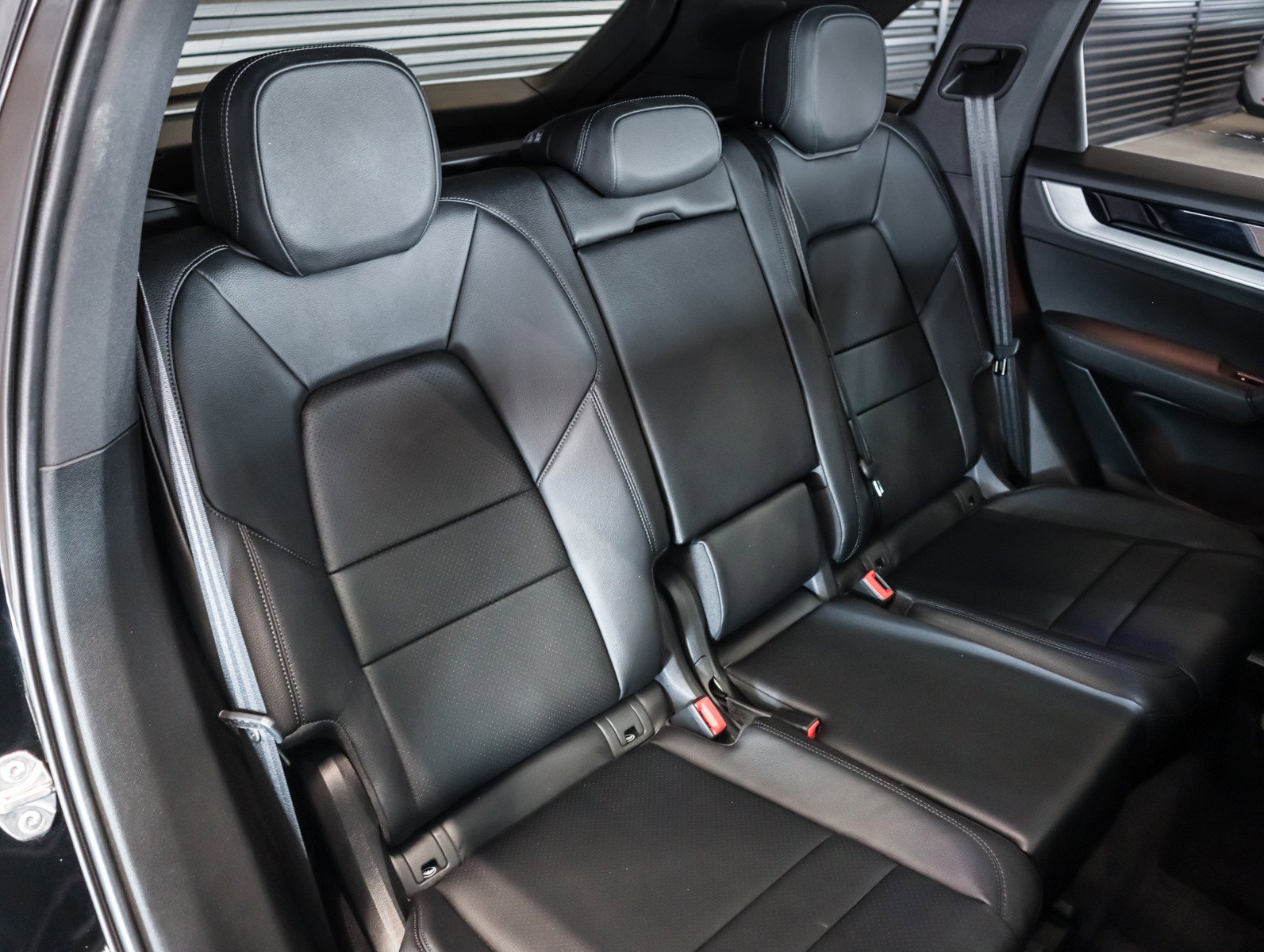 Used 2024 Black Porsche  image 6