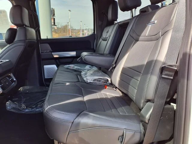 New 2025 Star White Metallic Tri-Coat Ford F-350® Platinum® image 5