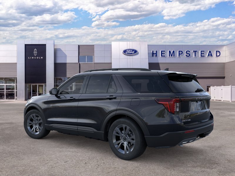 New 2026 Agate Black Metallic Ford Active image 4