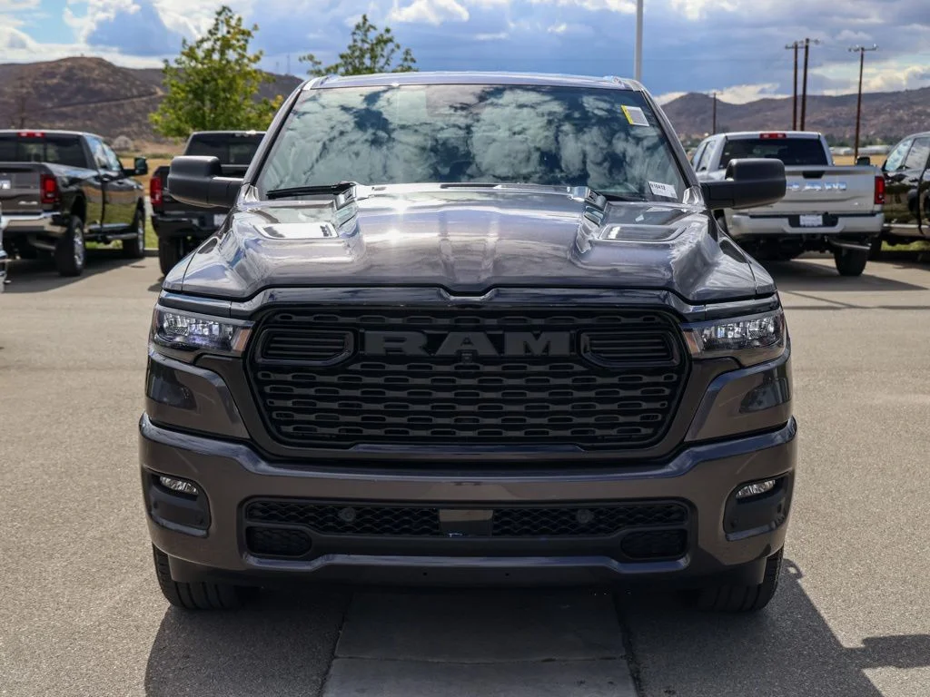 New 2026 Granite Crystal Metallic Clear-Coat Exterior Paint RAM Black Express image 8