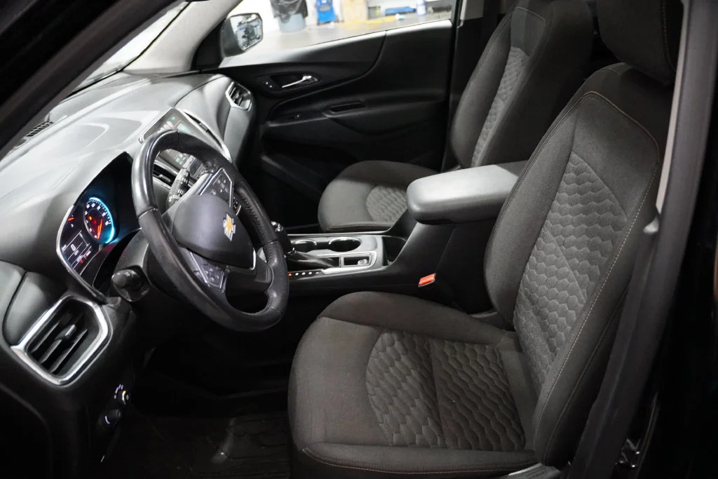 Certified Used 2018 Mosaic Black Metallic Chevrolet LT image 4