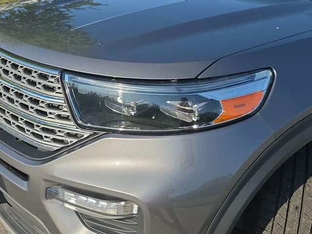 Used 2022 Gray Ford Limited image 34