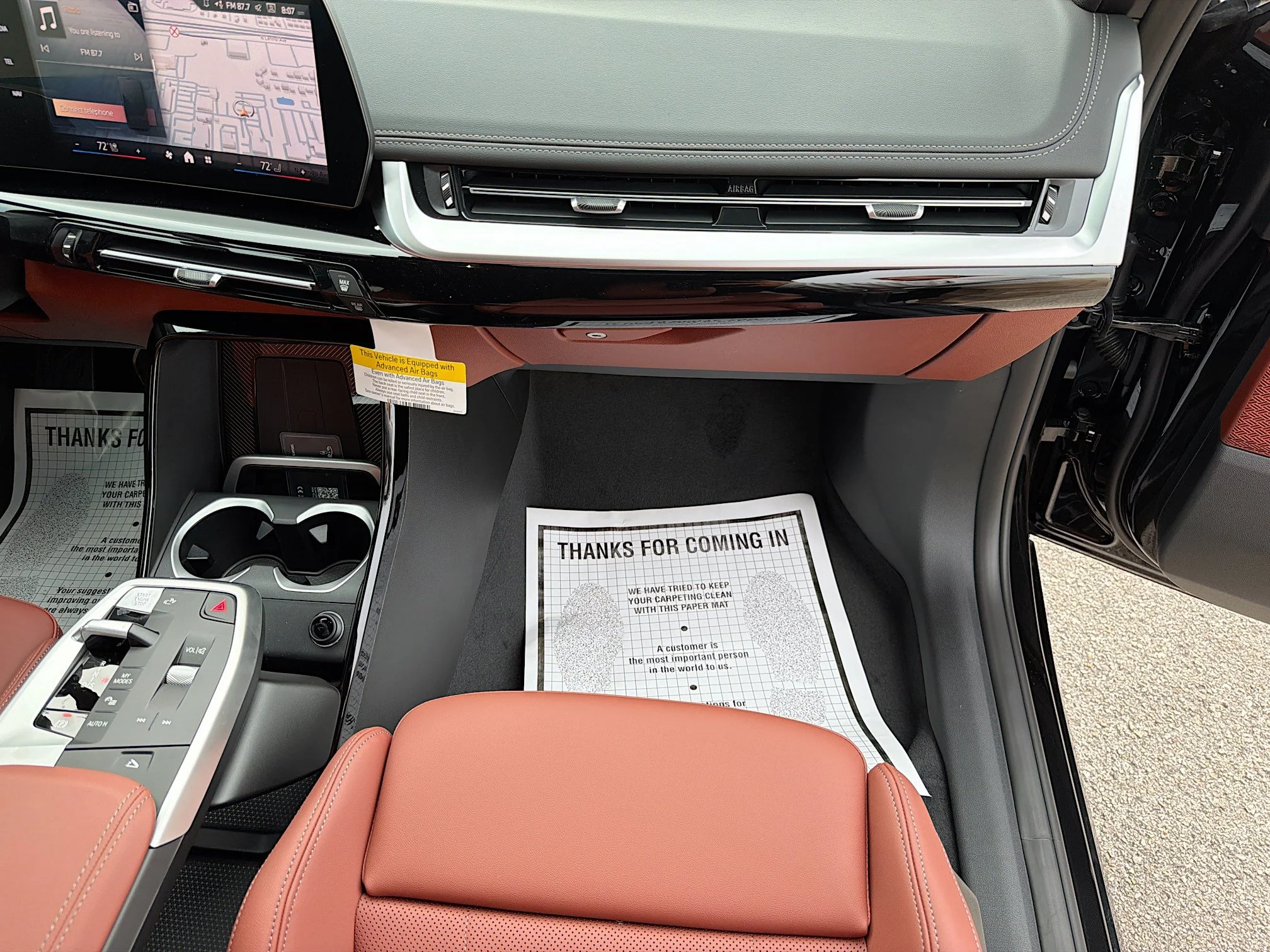 New 2026 Black Sapphire Metallic BMW xDrive28i image 17