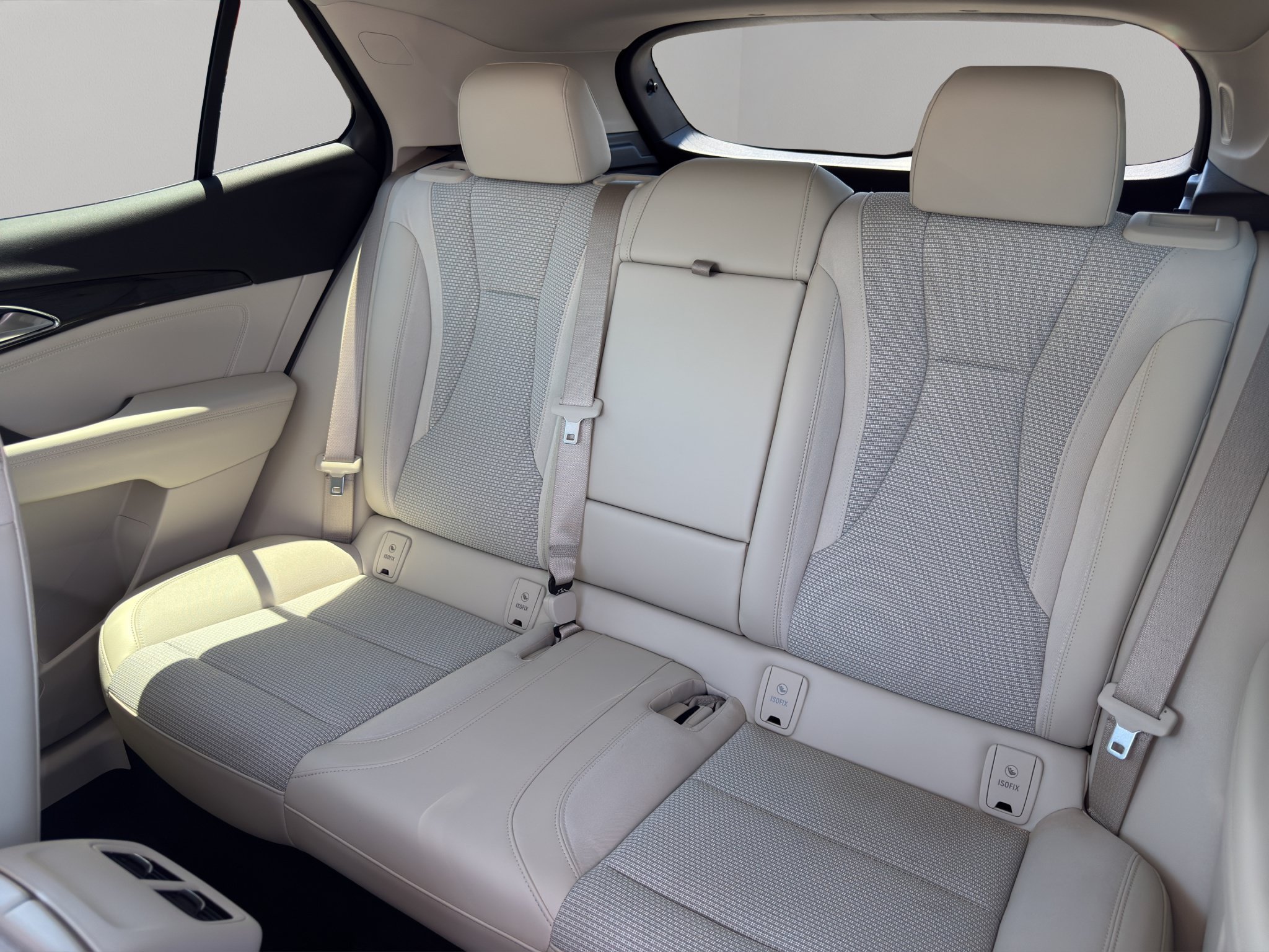 Used 2023 Cinnabar Metallic Buick Preferred image 14