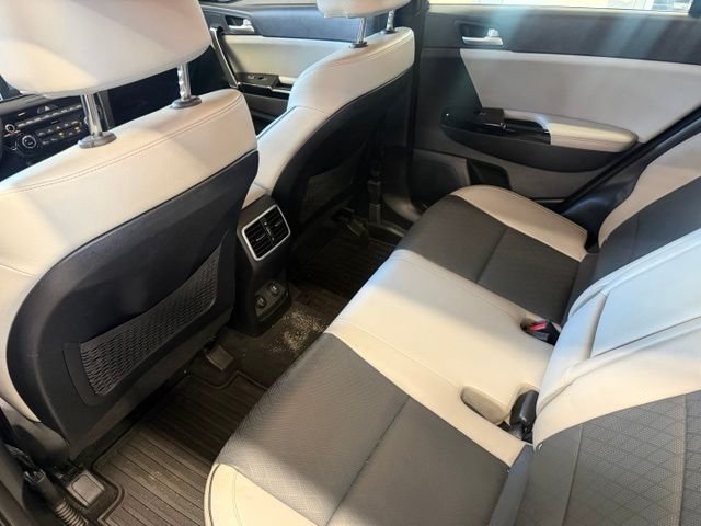 Used 2019 Red Kia EX image 13