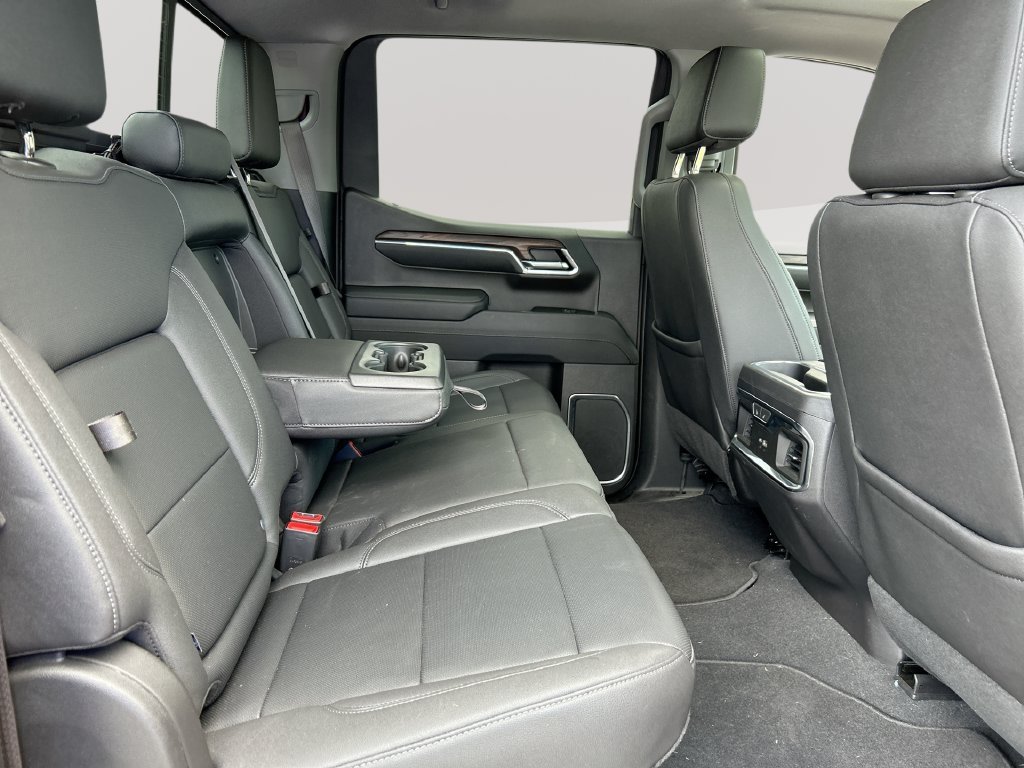 Used 2023 Red GMC SLT image 29