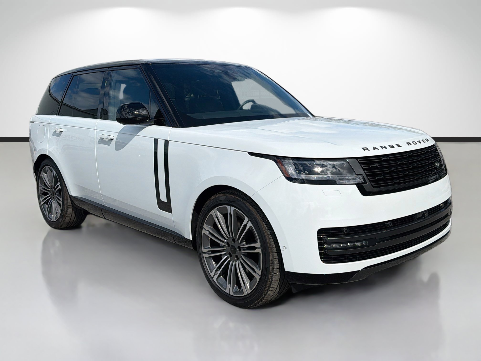 New 2026 Fuji White Land Rover SE image 7