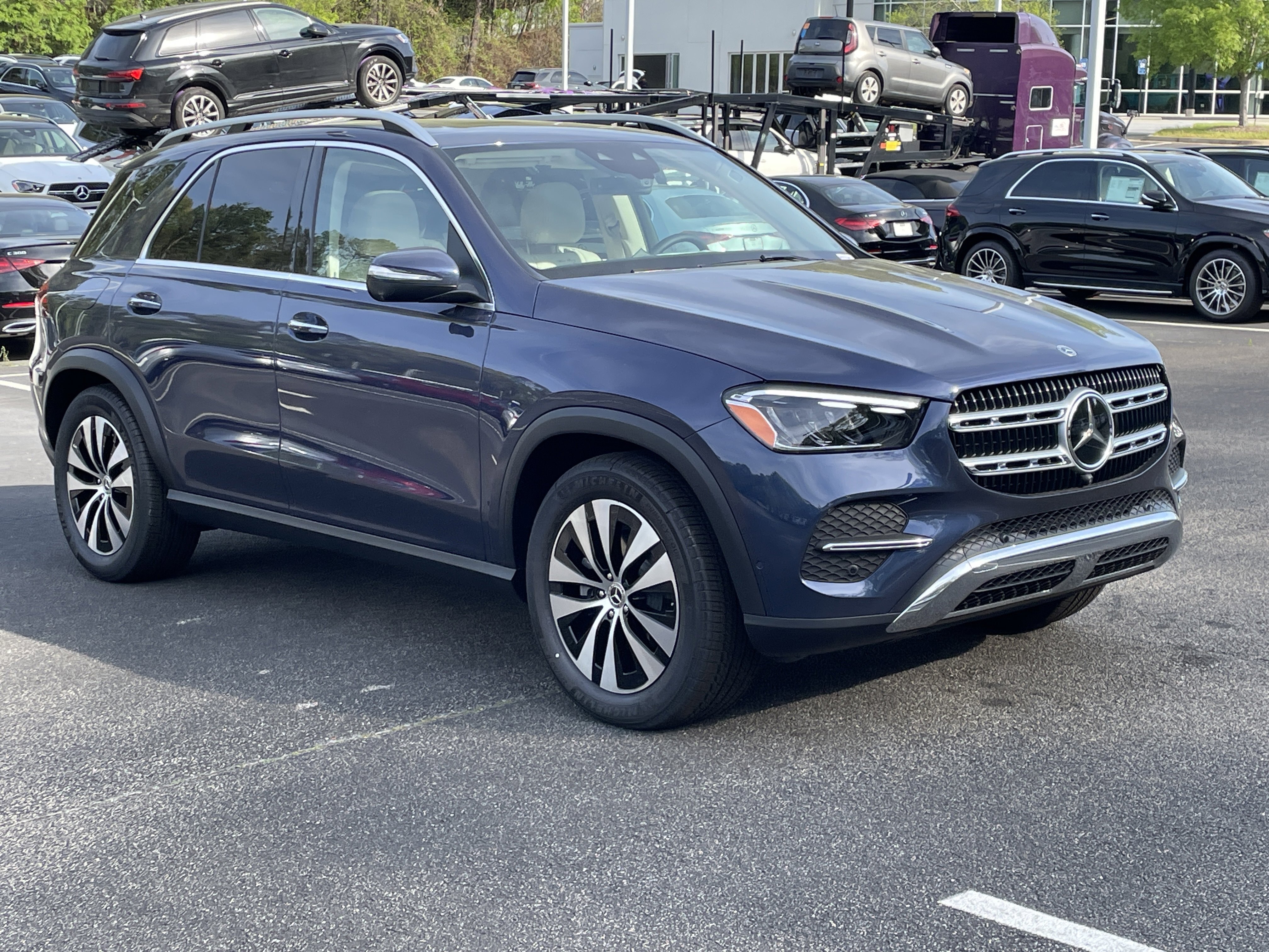 New 2026 Twilight Blue Metallic Mercedes-Benz GLE 350 4MATIC® SUV image 4