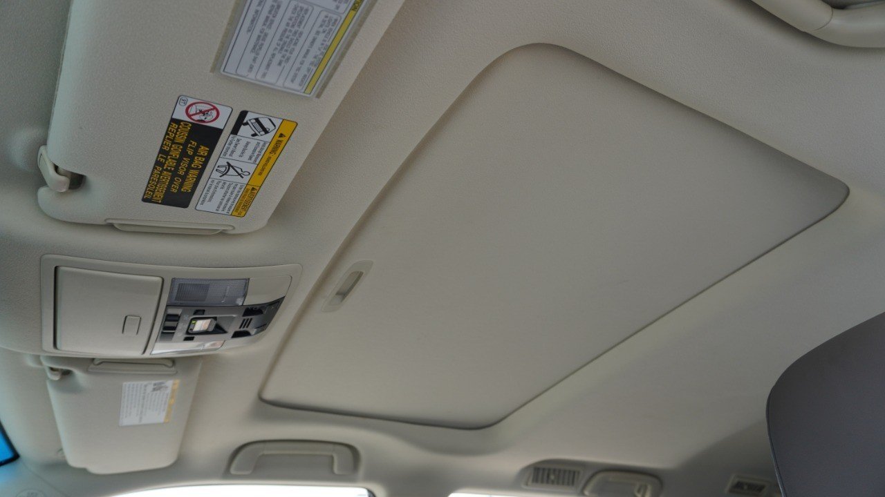 Certified Used 2023 EMINENT WHITE PEARL Lexus GX 460 Premium image 27