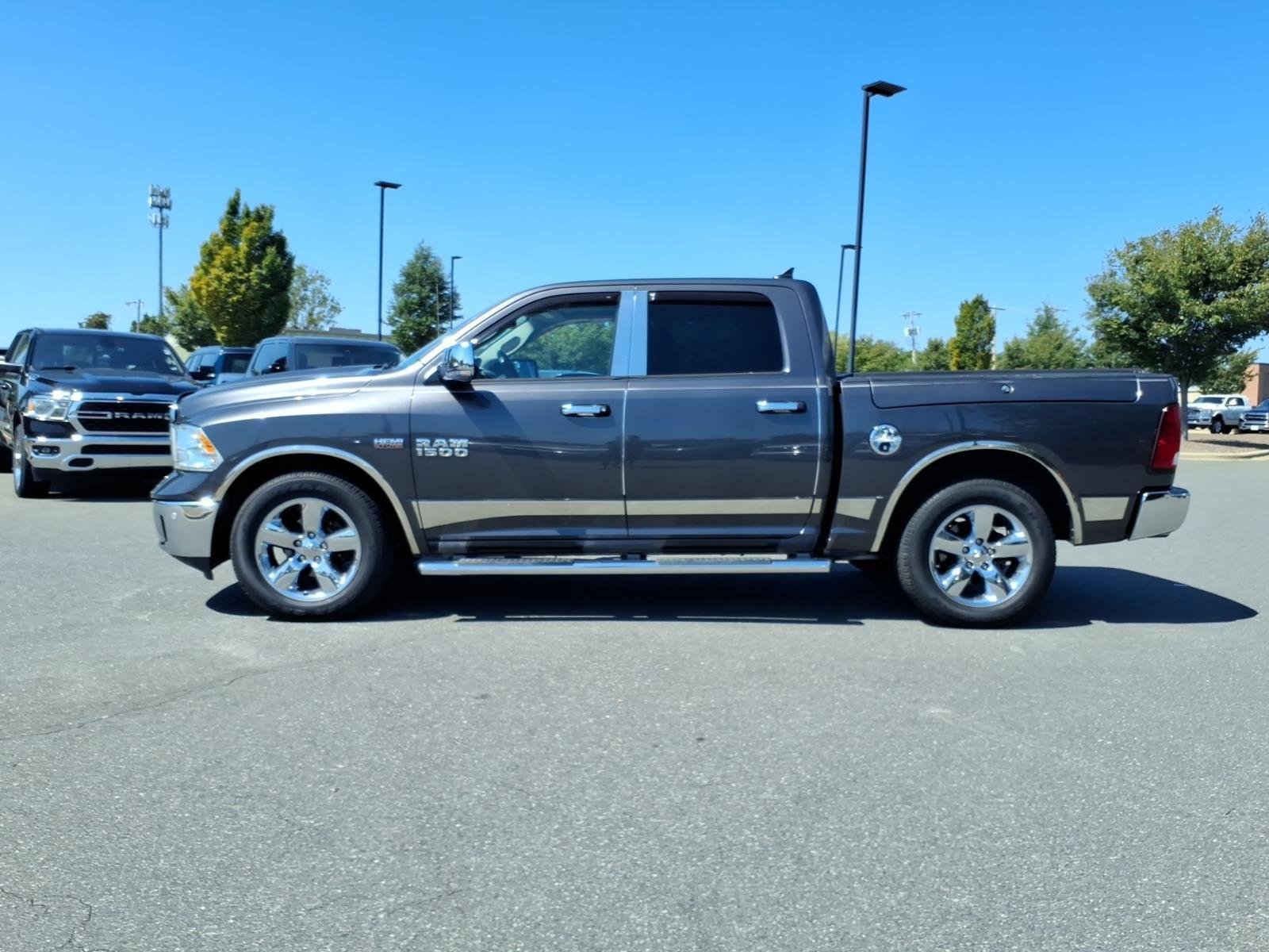 Used 2017 Granite Crystal Metallic Clearcoat Ram Big Horn image 3