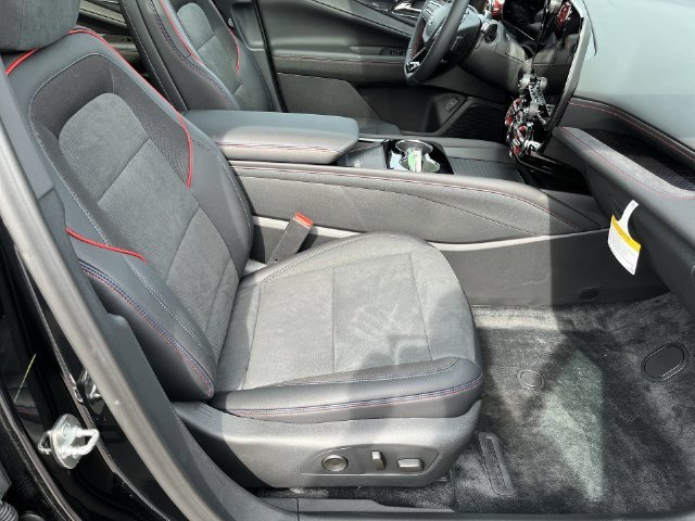 2026 Chevrolet Blazer EV photo 28 of 36