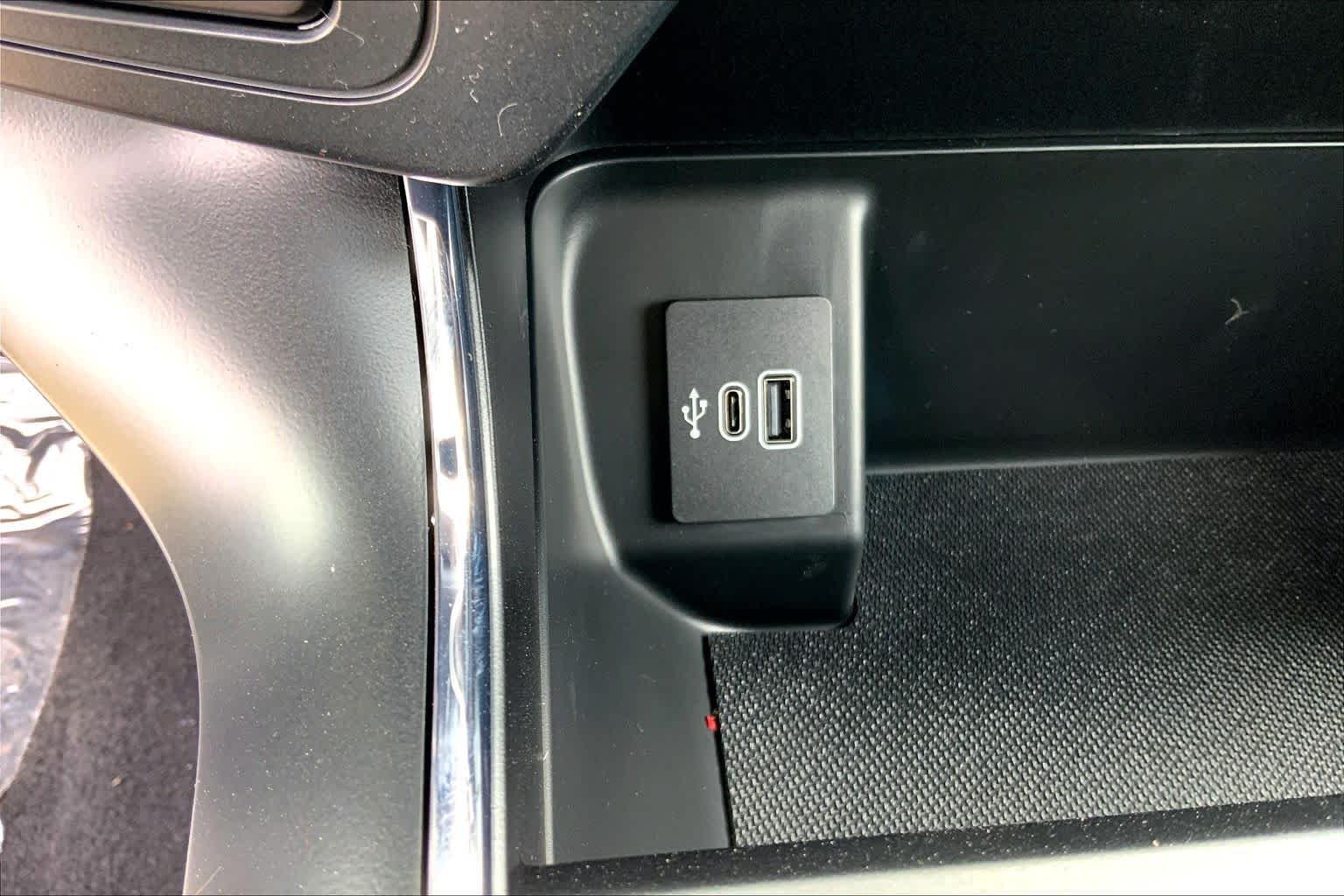 New 2026 Oxford White Ford STX® image 16
