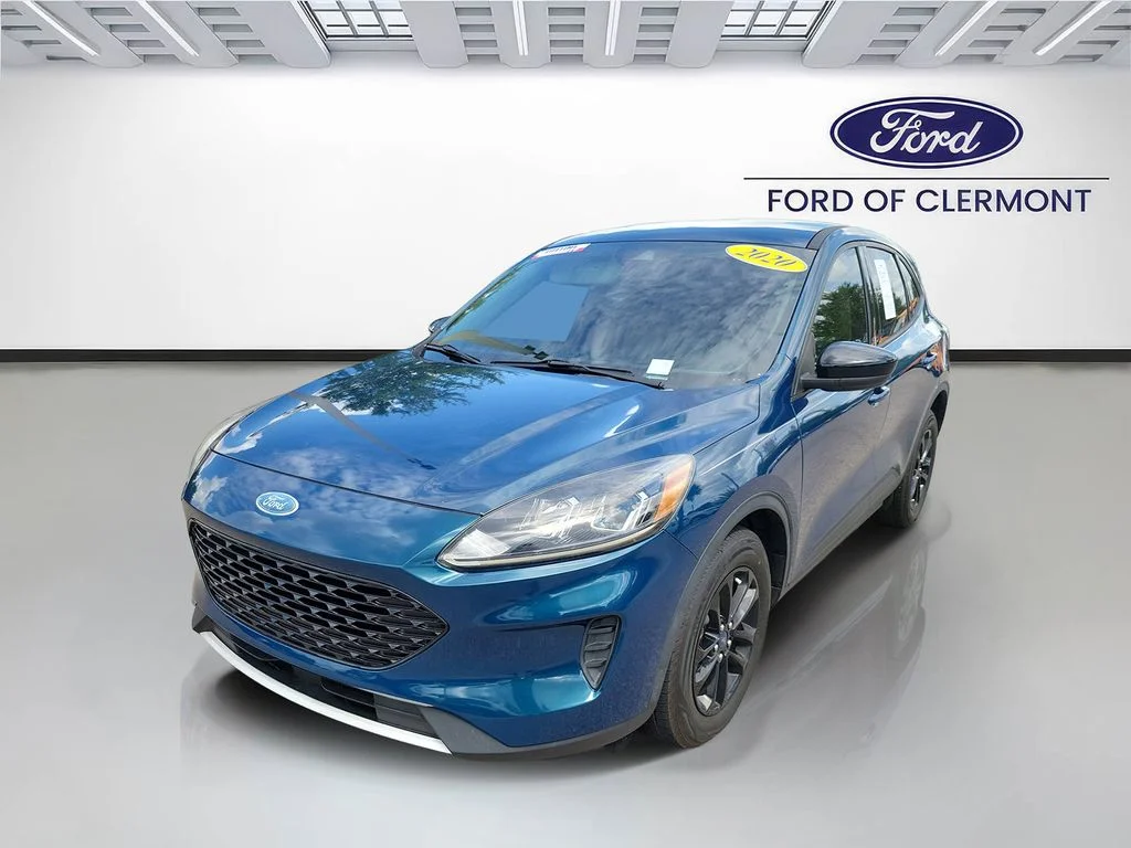 Used 2020 Green Ford SE Sport Hybrid image 2