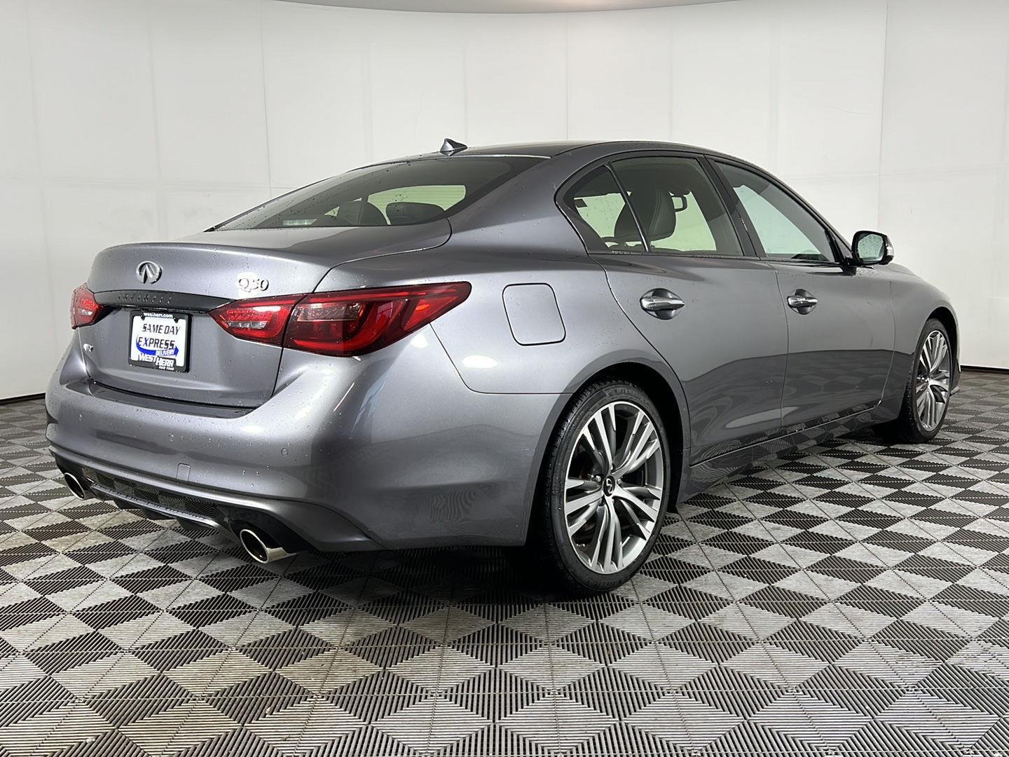 Used 2023 Graphite Shadow INFINITI SENSORY image 5