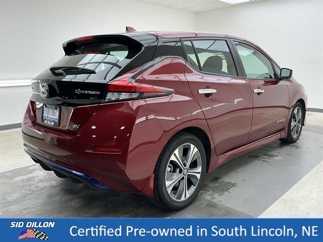 Used 2018 Scarlet Ember Nissan SV image 4