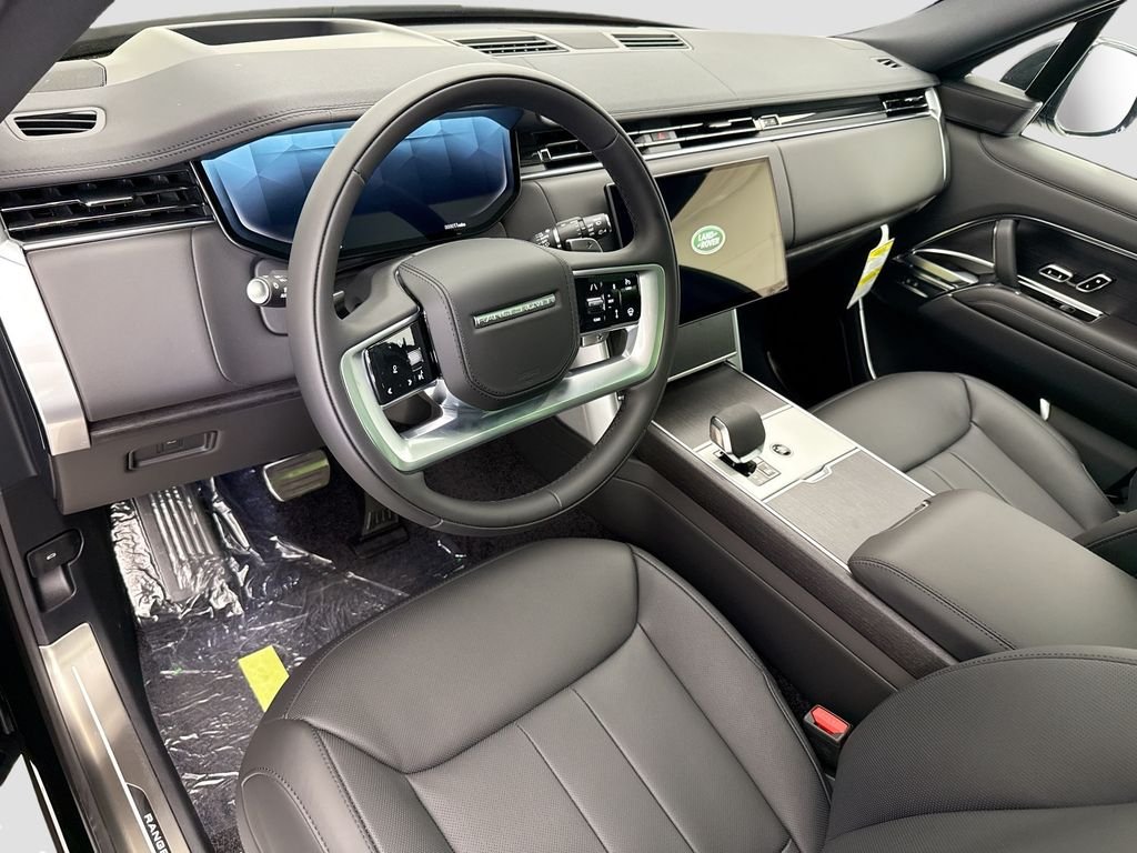 New 2026 Santorini Black Land Rover SE image 10