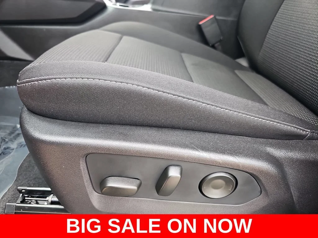 2026 Chevrolet Colorado LT - Photo 29