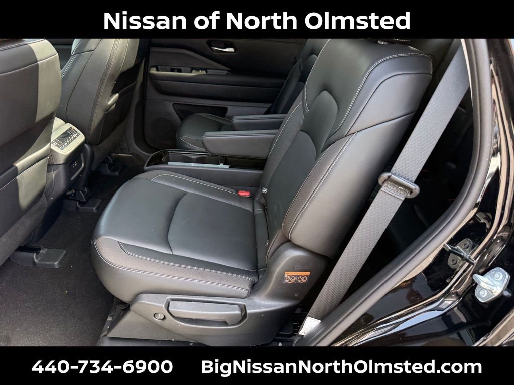 Certified Used 2023 Super Black Nissan SL image 25