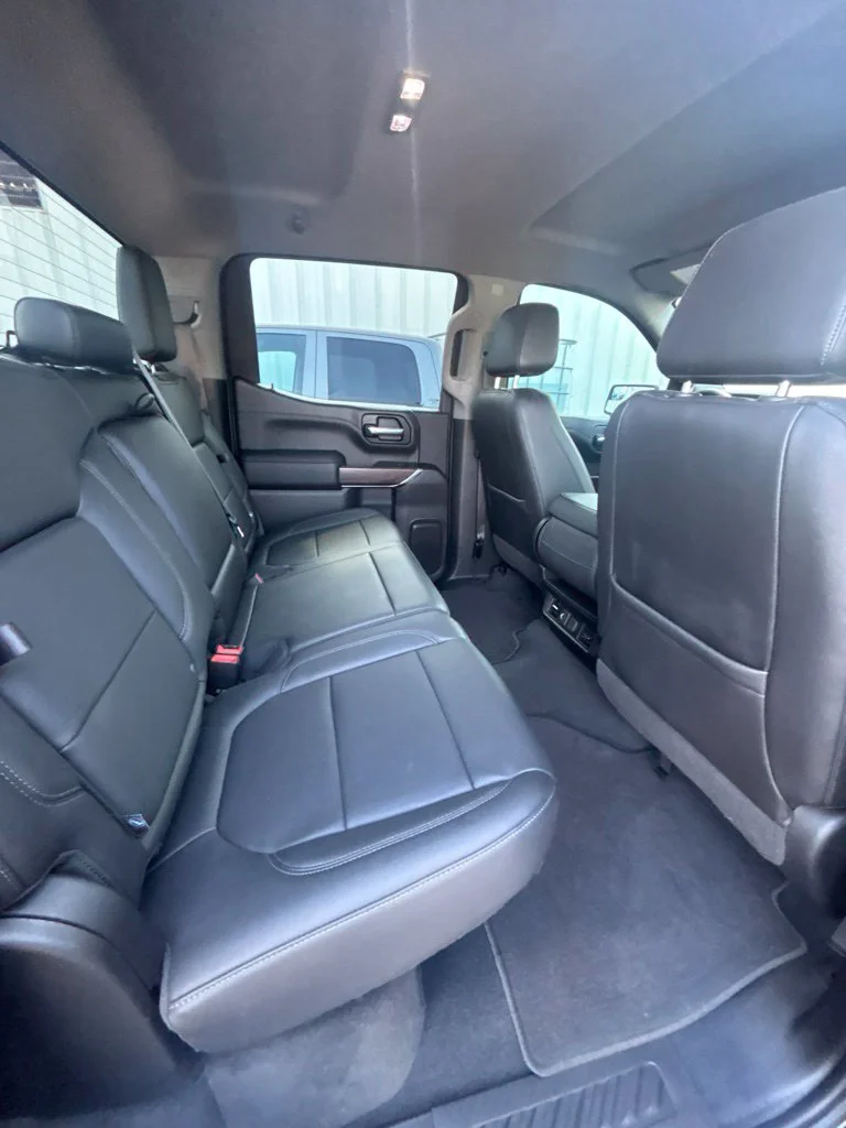 Used 2020 Black GMC SLT image 21
