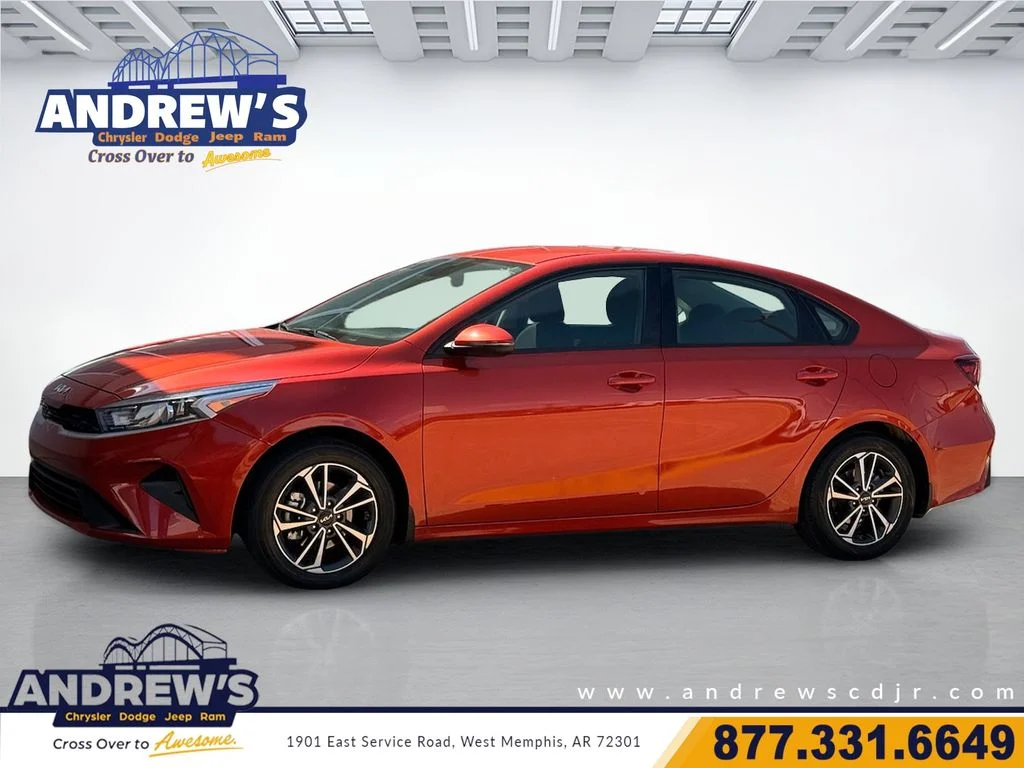 2023 Kia Forte LXS AT's photo