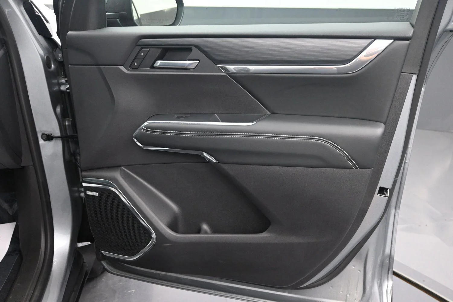2026 GMC Acadia Elevation - Photo 9