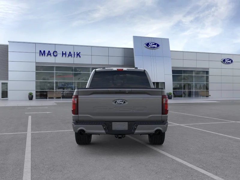 New 2026 Carbonized Gray Metallic Ford XLT image 25