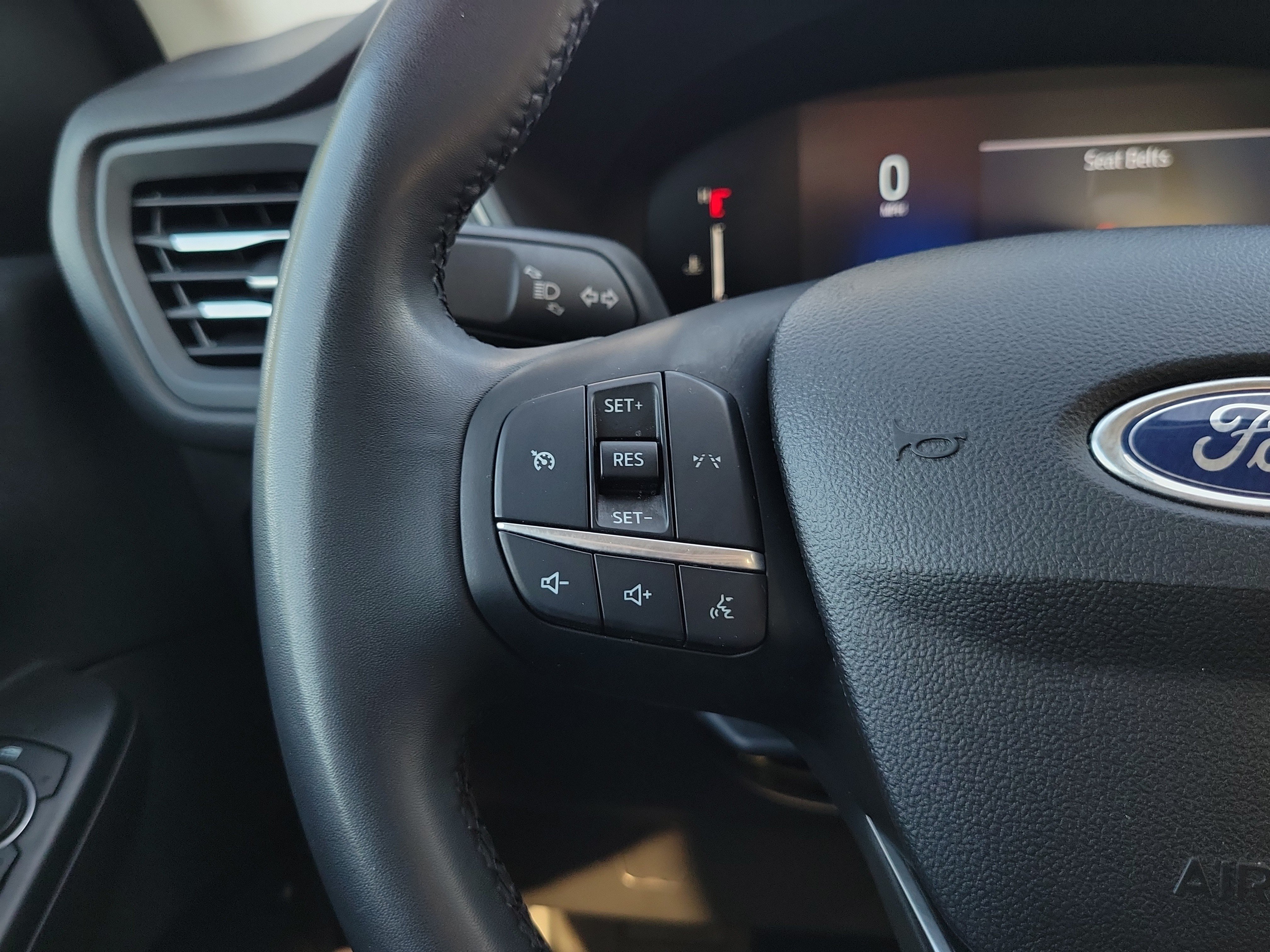 Used 2023 Gray Metallic Ford Active image 15