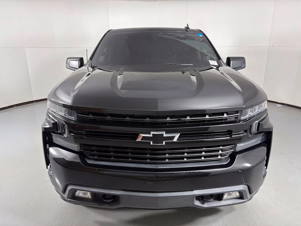 Used 2021 Black Chevrolet RST image 4