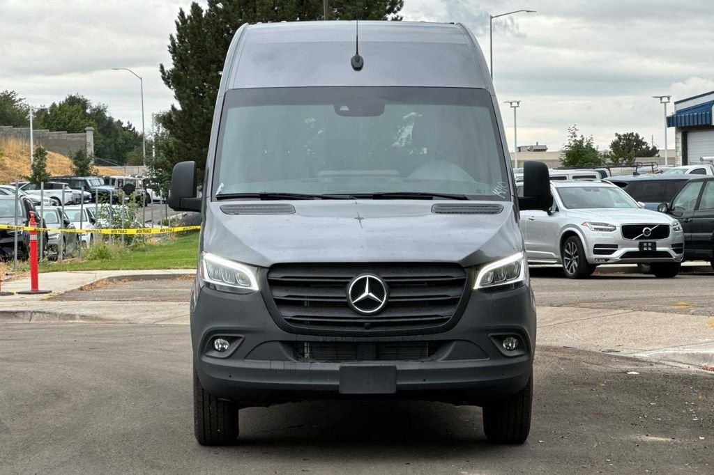 Used 2024 Gray Mercedes-Benz Cargo 144 WB image 8