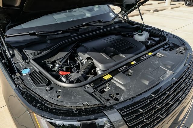 New 2026 Belgravia Green Land Rover SE image 62