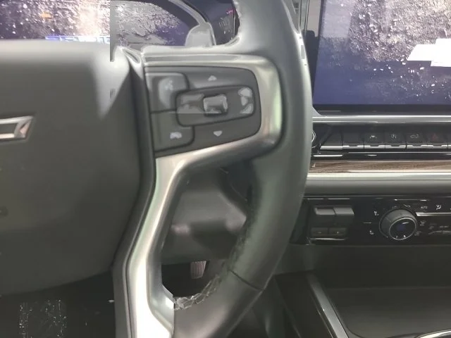 Used 2026 Summit White Chevrolet LT Trail Boss image 29