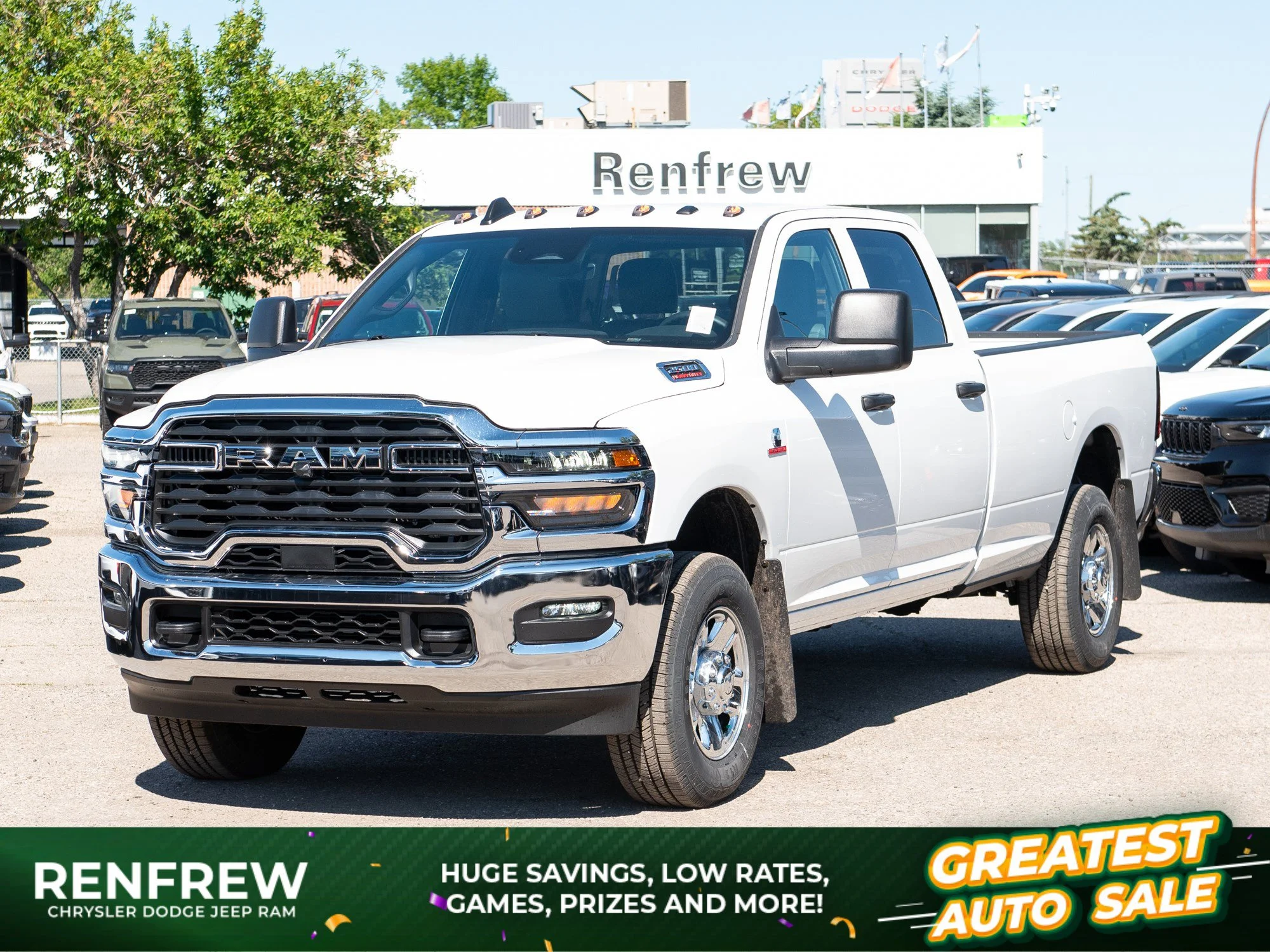New 2026 White RAM Tradesman* Crew Cab 4x4, 8
