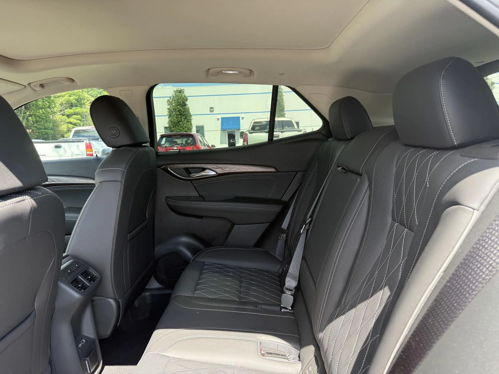 Used 2023 Moonstone Gray Metallic Buick Avenir image 8