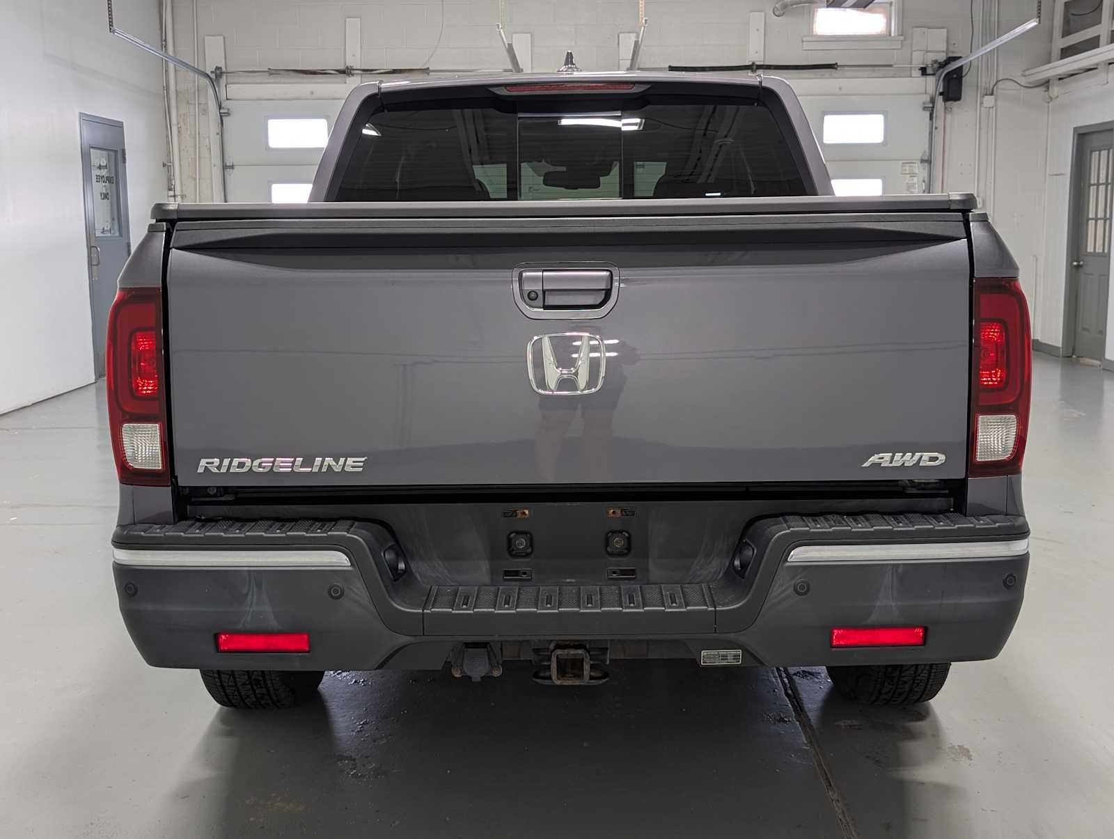 Used 2020 Modern Steel Metallic Honda RTL-E image 9