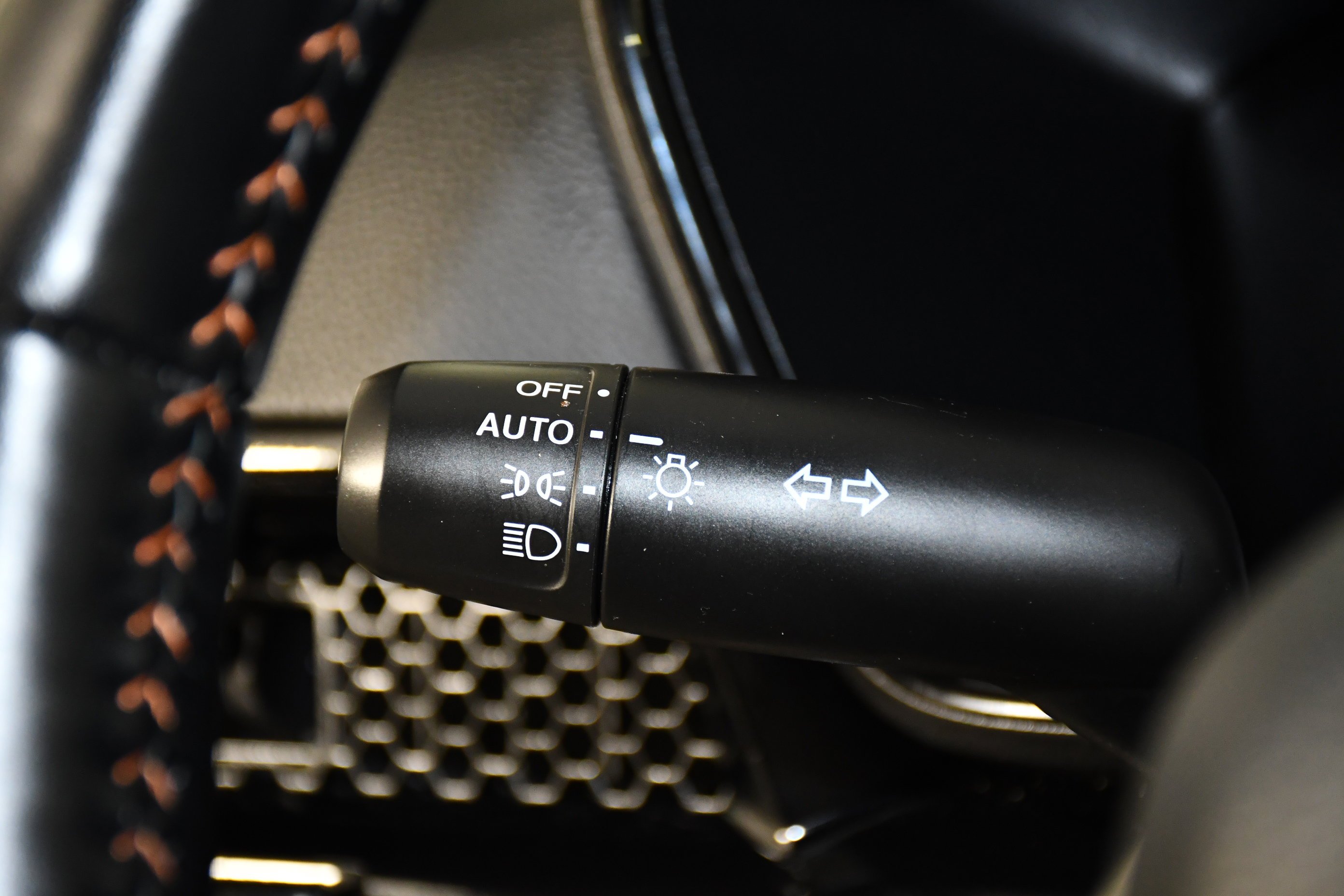 Used 2025 Meteorite Gray Metallic Honda Sport Touring image 23
