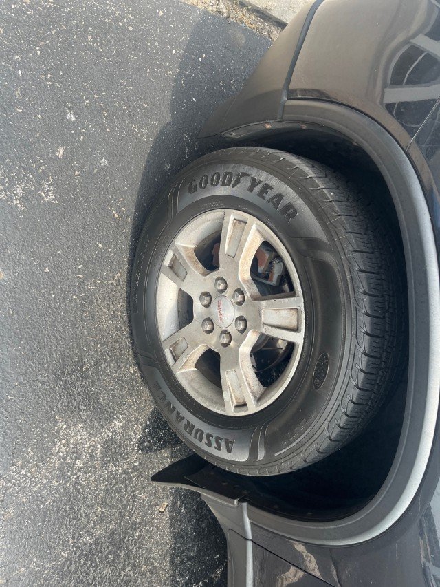 Used 2009  GMC SLT1 image 2