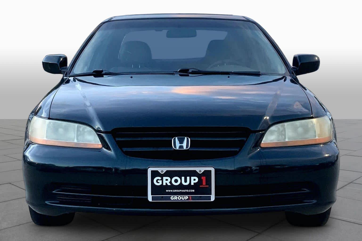 Used 2001 Dark Emerald Pearl Honda EX w/Leather image 3