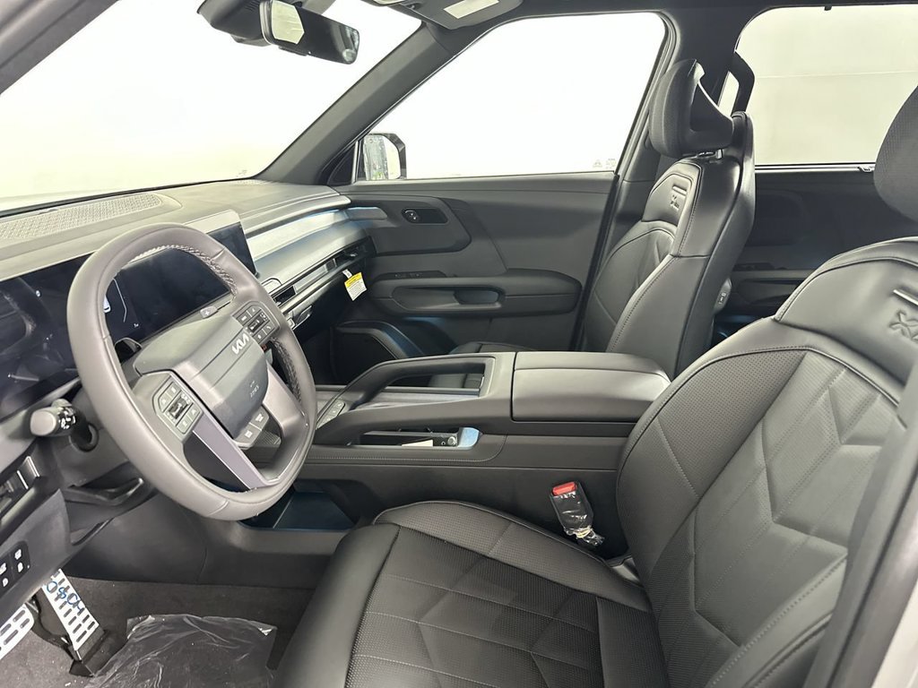 New 2027 Wolf Gray Kia X-LINE SX image 2