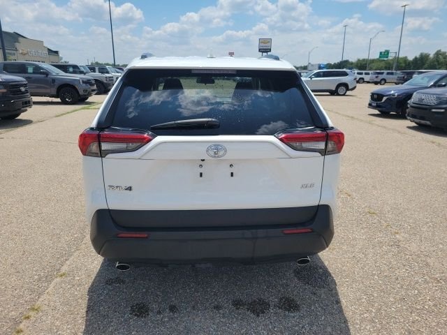Used 2024 White Toyota XLE image 22