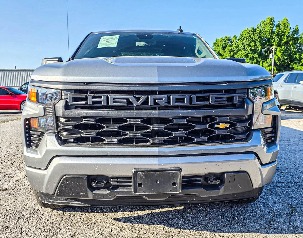 Used 2023 Sterling Gray Metallic Chevrolet Custom image 1