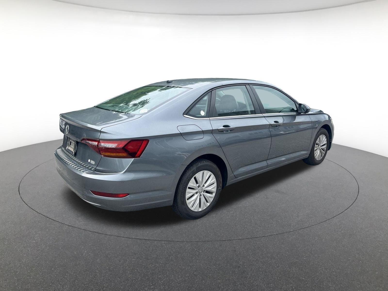 Used 2019 Platinum Gray Metallic Volkswagen S image 7