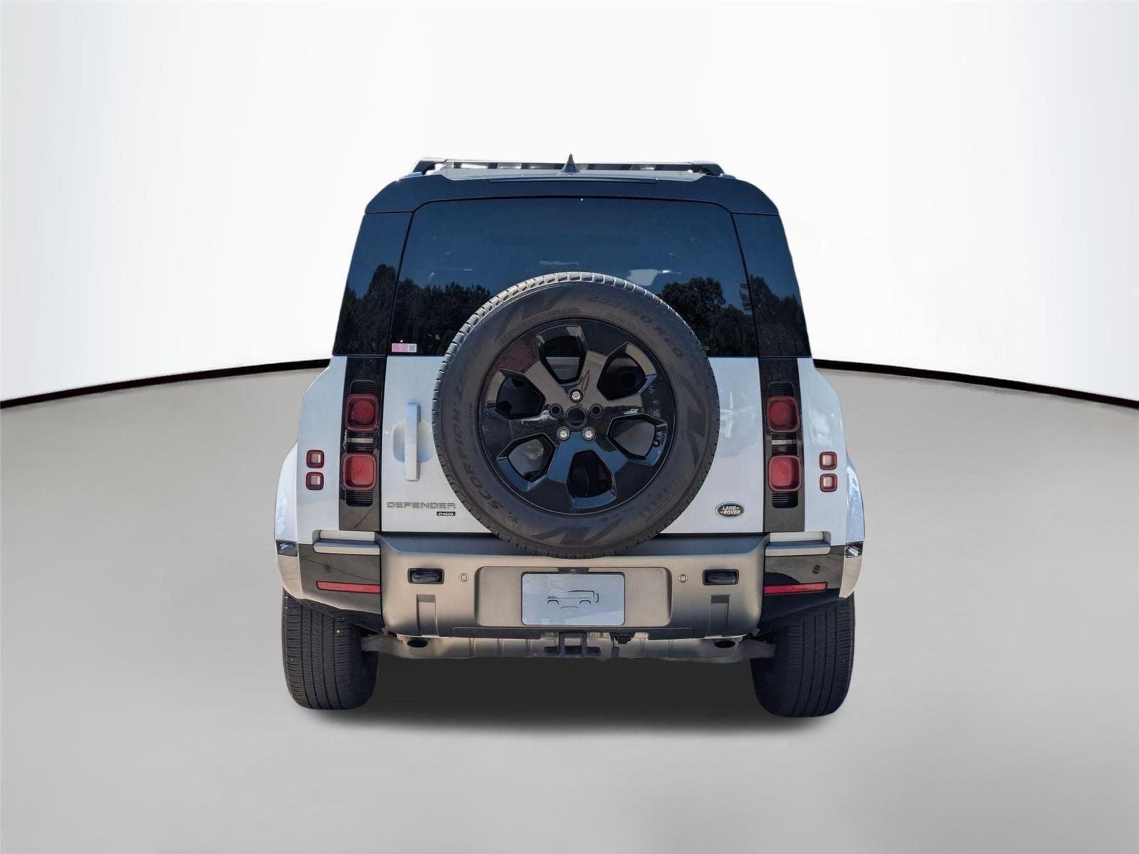 Used 2023 Yulong White Metallic Land Rover X-Dynamic SE image 6