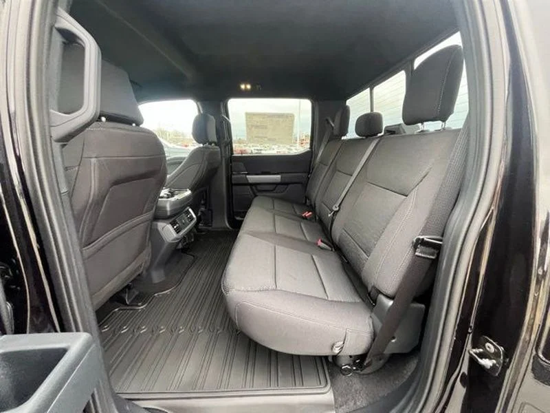New 2026 Agate Black Metallic Ford XLT image 9
