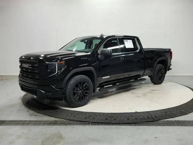 Used 2023 ONYX BLACK GMC Elevation image 4