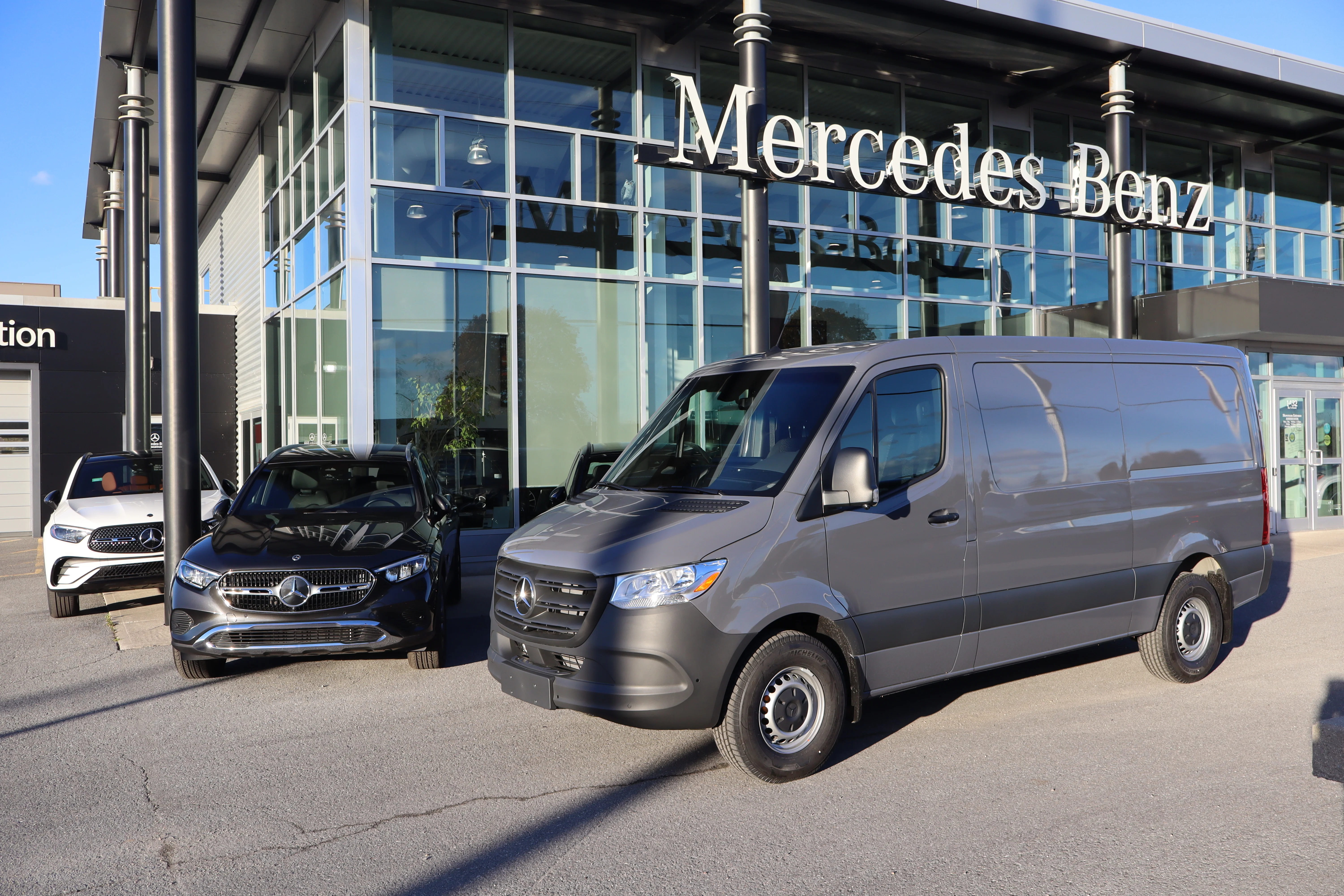 New 2026 Grey Mercedes-Benz 2500 Standard Roof image 2