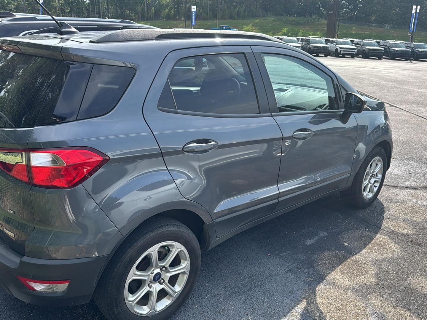 Used 2018 Smoke Metallic Ford SE image 5