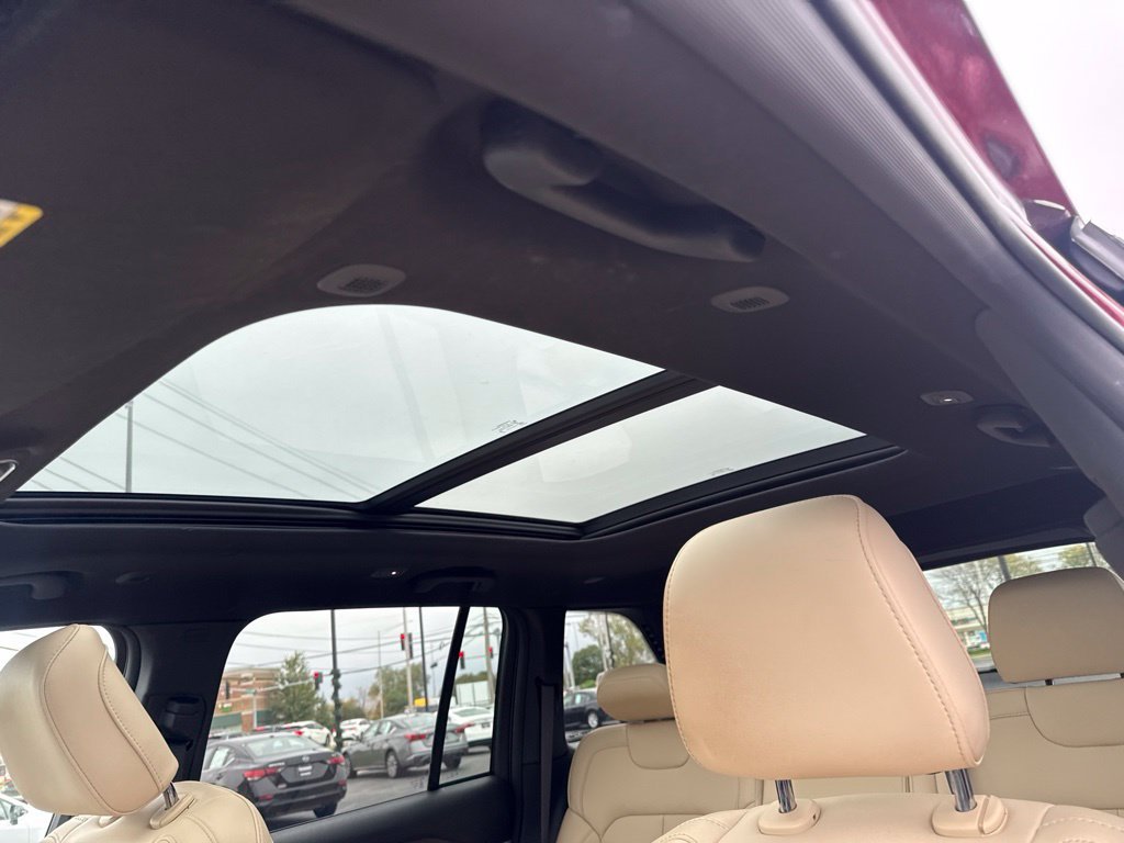 Certified Used 2025 Red Jeep Limited image 11