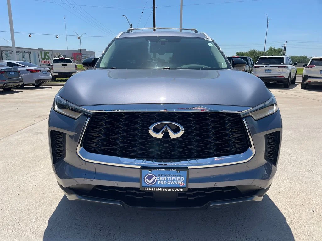 Used 2023 Blue INFINITI Sensory image 8